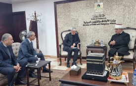 البكري خلال لقائه السفير التركي :حملة " أغيثوهم " جمعت حتى الآن أربعة ملايين وربع المليون شيكل