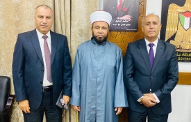 سماحة الشيخ الأستاذ الدكتور محمد مصطفى نجم  - وزير الأوقاف والشؤون الدينية- خلال لقاء محافظ محافظة جنين الأخ كمال أبو الرب، وذلك في مقر المحافظة. 