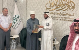 وزير الأوقاف يزور "متحف السيرة النبوية" ويشيد بدور القيادة السعودية في خدمة الإسلام والمسلمين