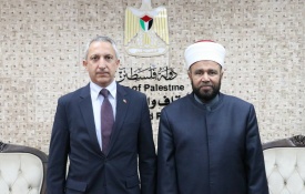 ● وزير الأوقاف يطلع القنصل التركي على انتهاكات الاحتلال بحق المقدسات ويبحث تعزيز التعاون المشترك 