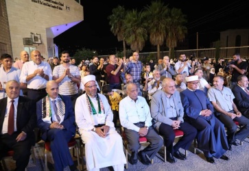 حفل تكريم طلبة الثانوية العامة *أقمار نابلس* للعام 2021-2022م في أكاديمية القرآن الكريم التابعة للجنة زكاة نابلس. 