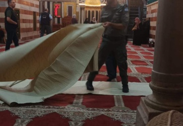 البكري يستنكر استباحة الحرم الإبراهيمي من قبل قطعان المستوطنين بلباس فاضح.
