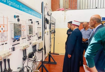 صور //وزير الأوقاف والشؤون الدينية يتفقد دار الايتام  الإسلامية الصناعية و مؤسسة إحياء التراث الإسلامية"ميثاق" في العيزرية.