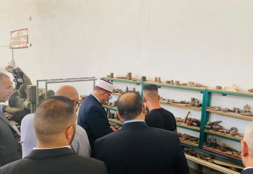 صور //وزير الأوقاف والشؤون الدينية يتفقد دار الايتام  الإسلامية الصناعية و مؤسسة إحياء التراث الإسلامية"ميثاق" في العيزرية.