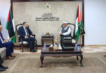 البكري يلتقي السفير الأردني ويبحث سبل التعاون المشترك.