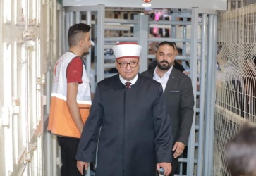 #ألبوم صور:من الإحتفال المركزي الذي إقامته وزارة الأوقاف والشؤون الدينية بذكرى المولد النبوي الشريف في الحرم الإبراهيمي الشريف.