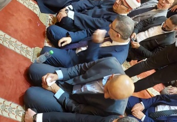 الأوقاف تحي ذكرى المولد النبوي الشريف في الحرم الابراهيمي الشريف وسط إجراءات الإحتلال المشددة.