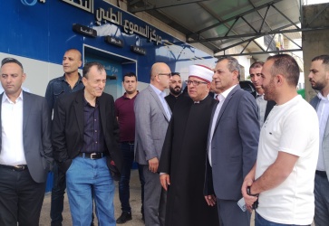 صور//خلال قيام سماحة الشيخ حاتم البكري وزير الأوقاف والشؤون الدينية ظهر اليوم بزيارة تفقدية للجنة زكاة السموع ولقاء رئيسها السيد نعيم البدارين وأعضاء اللجنة.&nbsp;