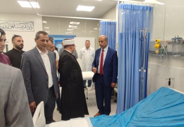 صور//خلال قيام سماحة الشيخ حاتم البكري وزير الأوقاف والشؤون الدينية ظهر اليوم بزيارة تفقدية للجنة زكاة السموع ولقاء رئيسها السيد نعيم البدارين وأعضاء اللجنة.&nbsp;