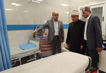 صور//خلال قيام سماحة الشيخ حاتم البكري وزير الأوقاف والشؤون الدينية ظهر اليوم بزيارة تفقدية للجنة زكاة السموع ولقاء رئيسها السيد نعيم البدارين وأعضاء اللجنة.&nbsp;