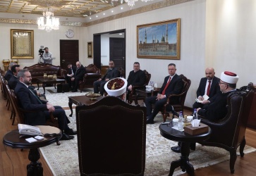 البكري يلتقي رئيس الشؤون الدينية التركي في أنقرة