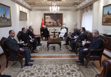 البكري يلتقي رئيس الشؤون الدينية التركي في أنقرة