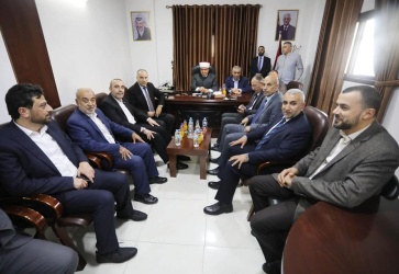 خلال زيارة سماحة الشيخ حاتم البكري وزير الأوقاف والشؤون الدينية والوفد المرافق لجنة الحج في قطاع غزة