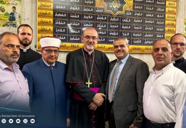 خلال لقاء سماحة الشيخ حاتم البكري وزير الأوقاف والشؤون الدينية غبطة البطريرك بييرباتيستا بيتسابالا بطريرك اللاتين للأراضي المقدسة والأردن وسوريا ولبنان وقبرص