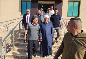 الوزير البكري يصل قطاع غزة لوداع حجاج بيت الله الحرام 