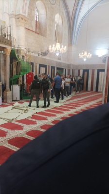 البكري يستنكر استباحة الحرم الإبراهيمي من قبل قطعان المستوطنين بلباس فاضح.