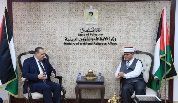 البكري يلتقي السفير الأردني ويبحث سبل التعاون المشترك.