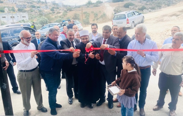 وزير الأوقاف ومحافظ طوباس يفتتحان مركز الشهيد صادق لتحفيظ القرآن الكريم ومسجد أويس القرني في بلدة تياسير 