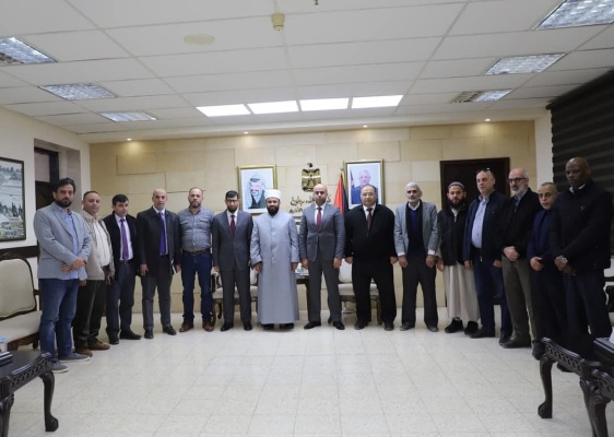 نجم وحمايل يؤكدان على وقف التعديات على الأراضي والأملاك الوقفية